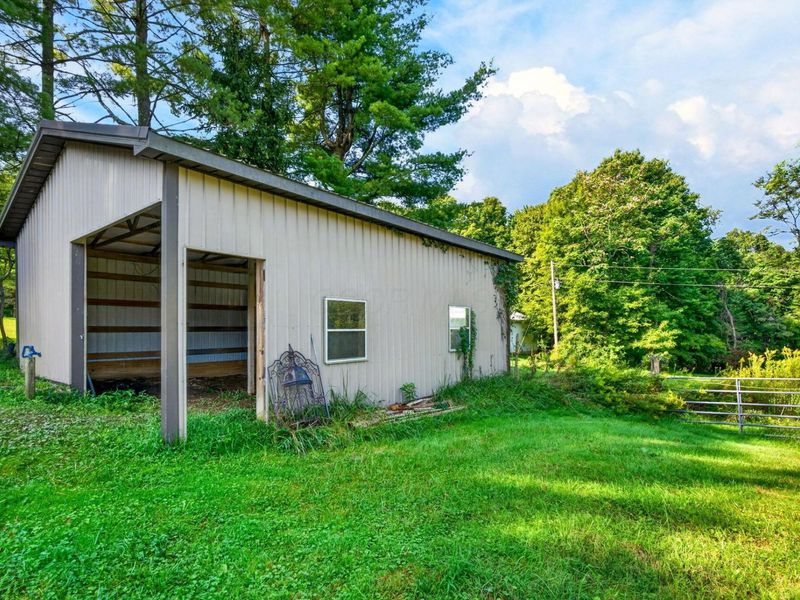 2700 Township Road 96 NW, Somerset, OH 43783 Photo 63