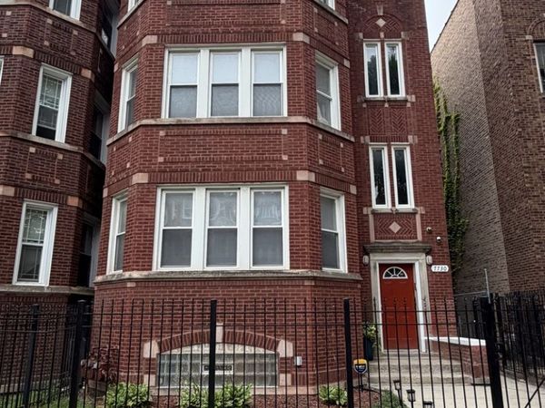 7730 S Essex Avenue , Unit 2, Chicago, IL 60649