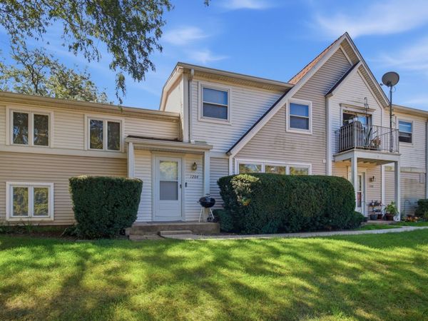 1204 Inverrary Lane , Deerfield, IL 60015