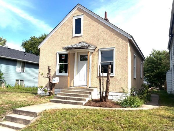 1523 4th Street NE, Minneapolis, MN 55413