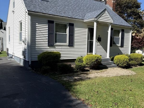 58 Bailey St, Worcester, MA 01602