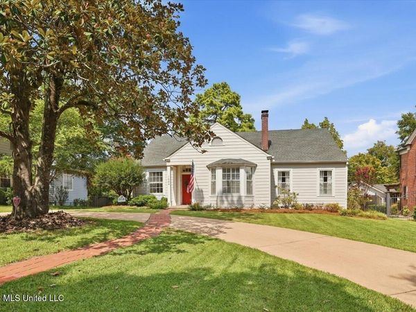 1424 Pinehurst Street, Jackson, MS 39202