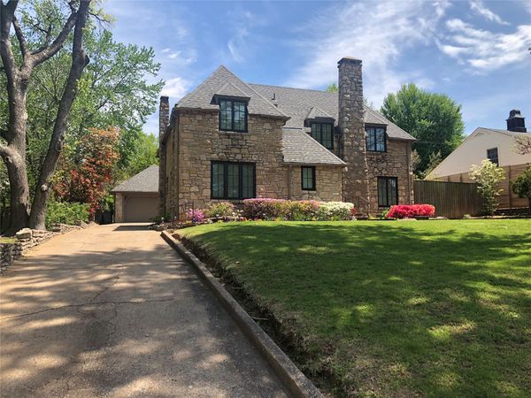 3125 S Zunis Avenue , Tulsa, OK 74105