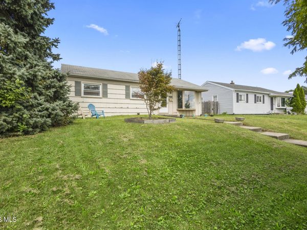 2039 N Ravine Parkway , Toledo, OH 43605