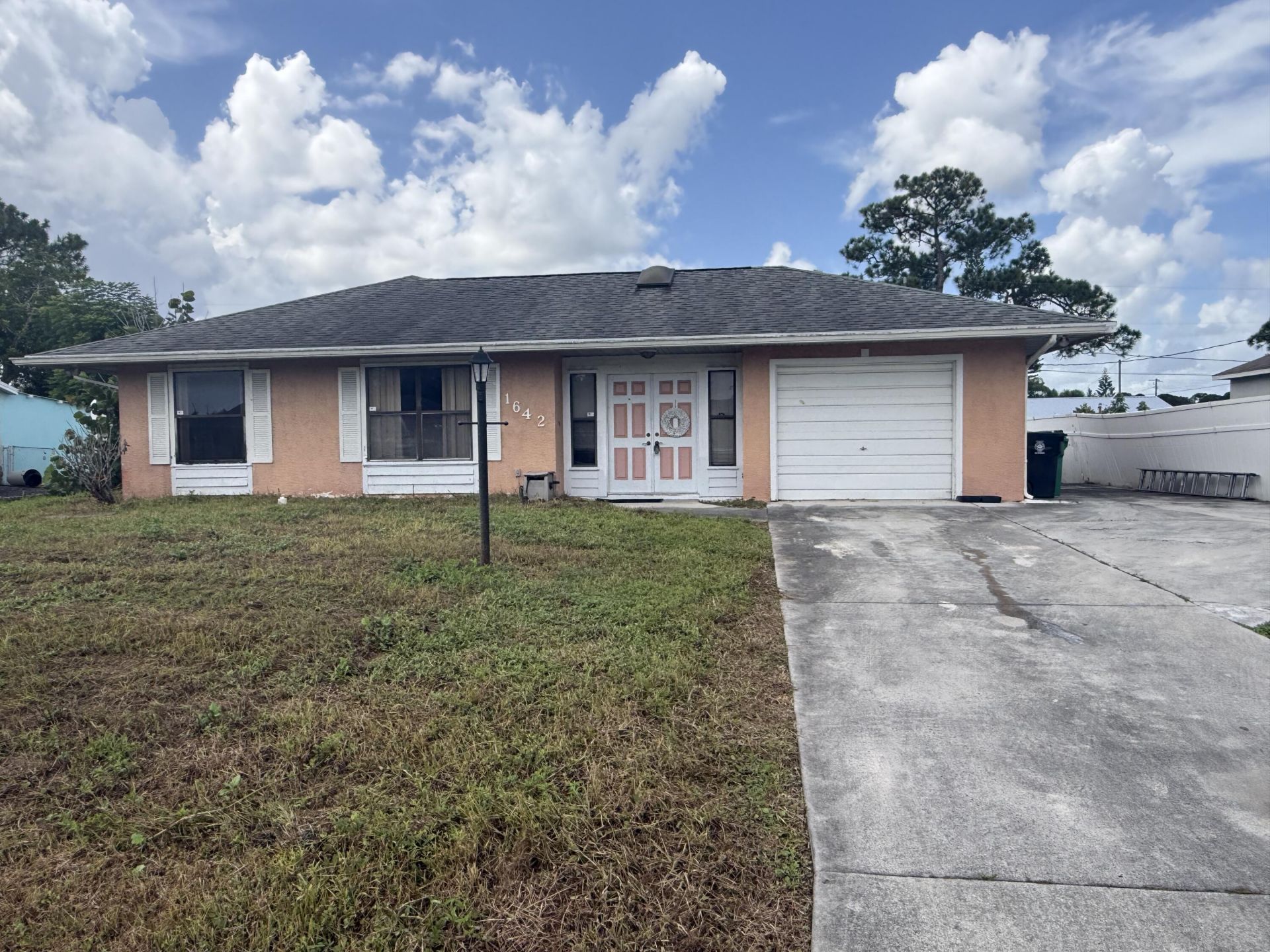 1642 SE Ocean Lane, Port Saint Lucie, FL 34983 Main Photo