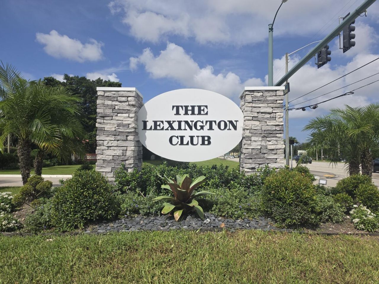 7852 Lexington Club Boulevard, Unit B, Delray Beach, FL 33446 Photo