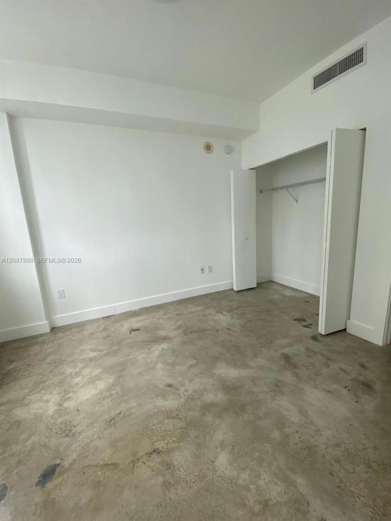 234 NE 3rd St, Unit 1701, Miami, FL 33132 Photo