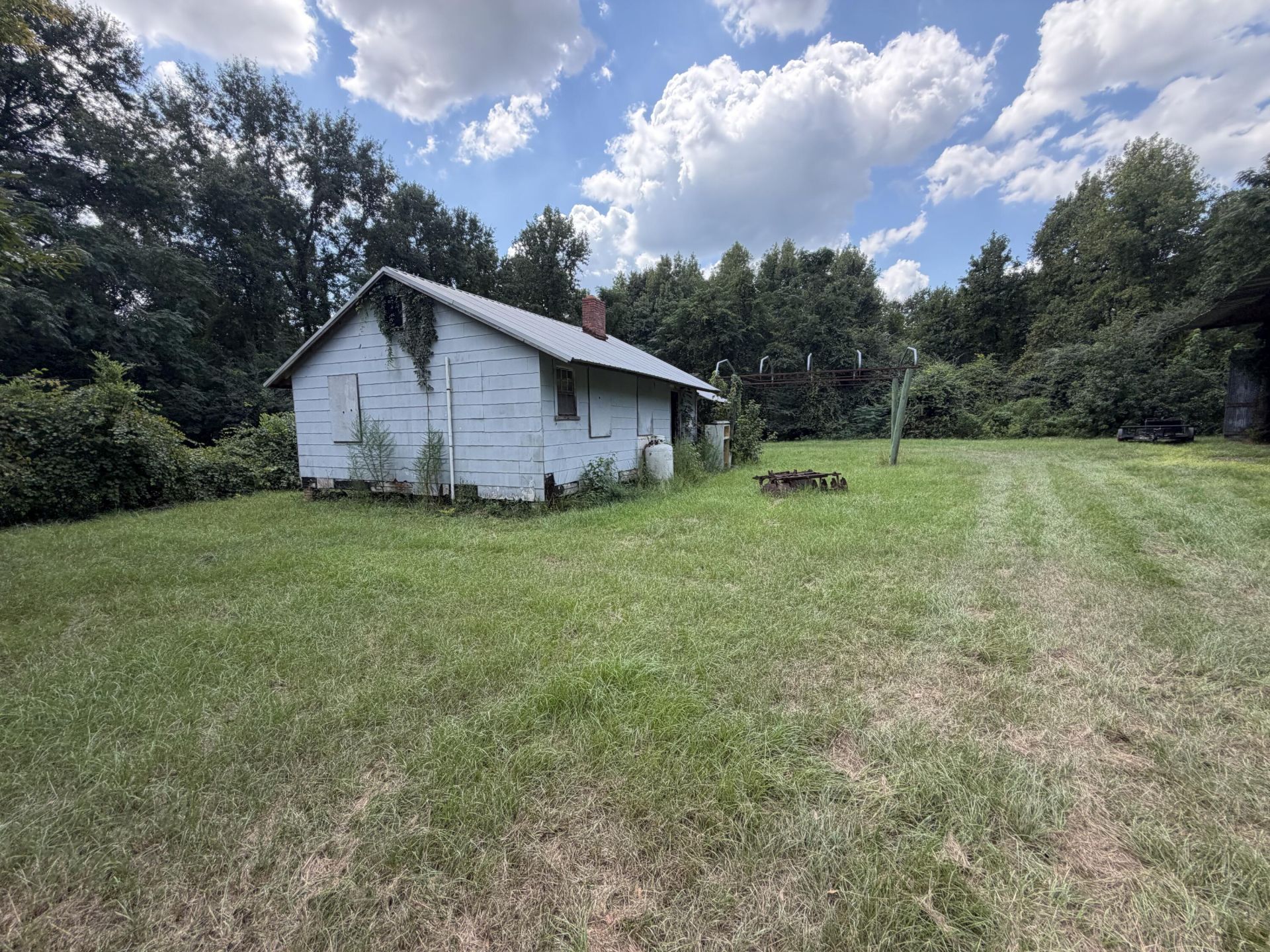 286 Shrike Road Photo 5