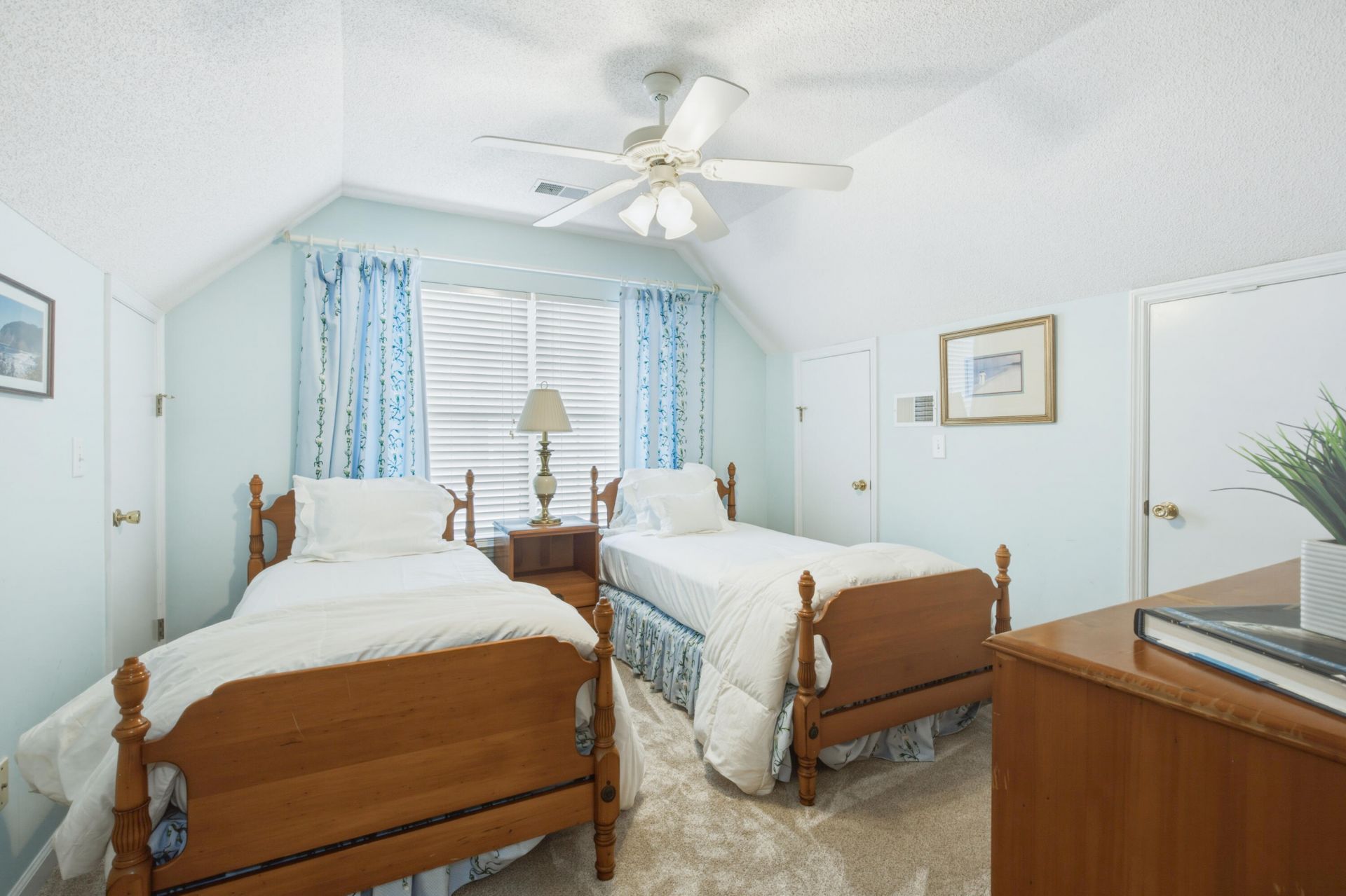 2324 Kennison Lane Photo 23
