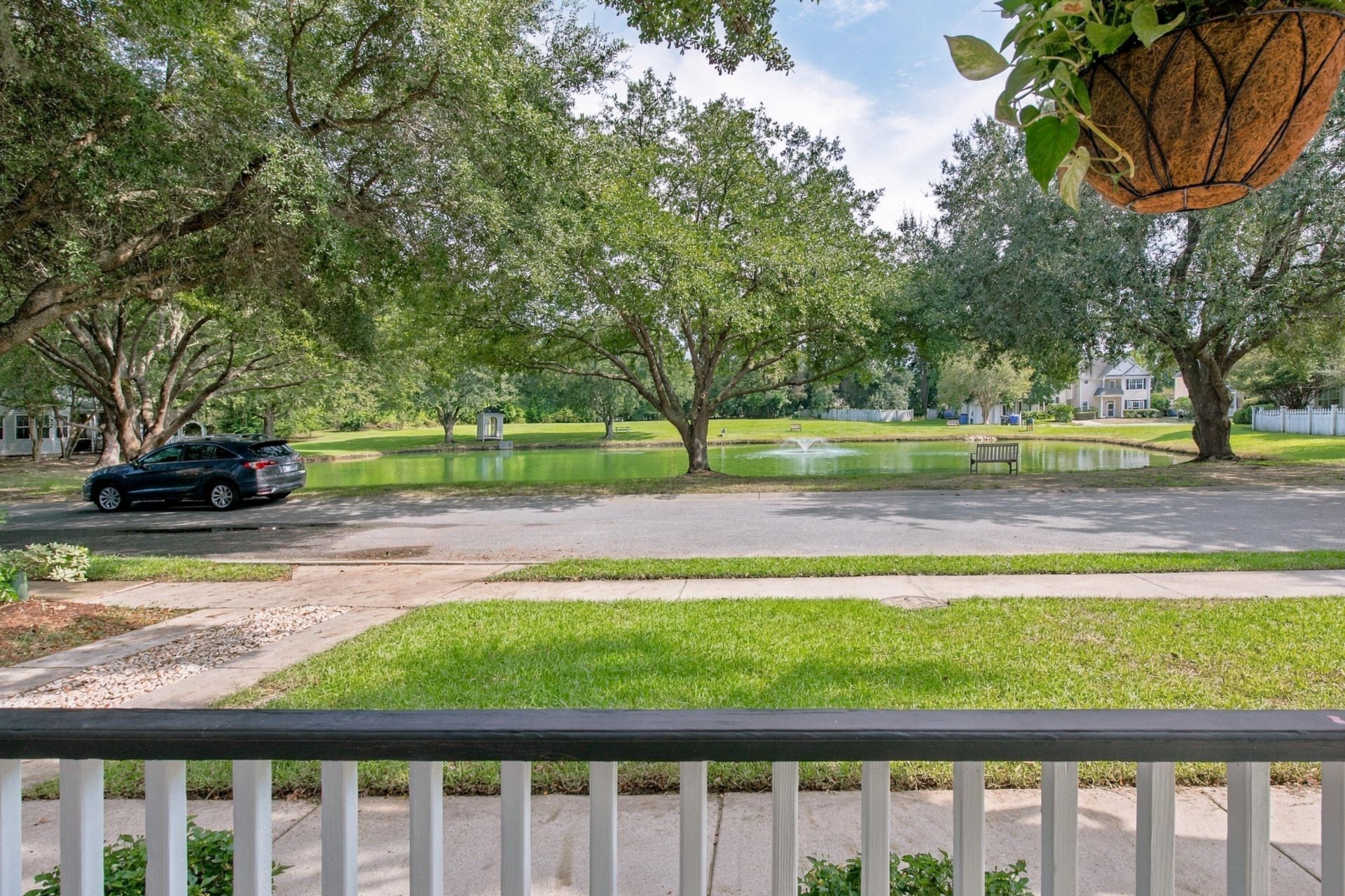 2324 Kennison Lane Photo 4