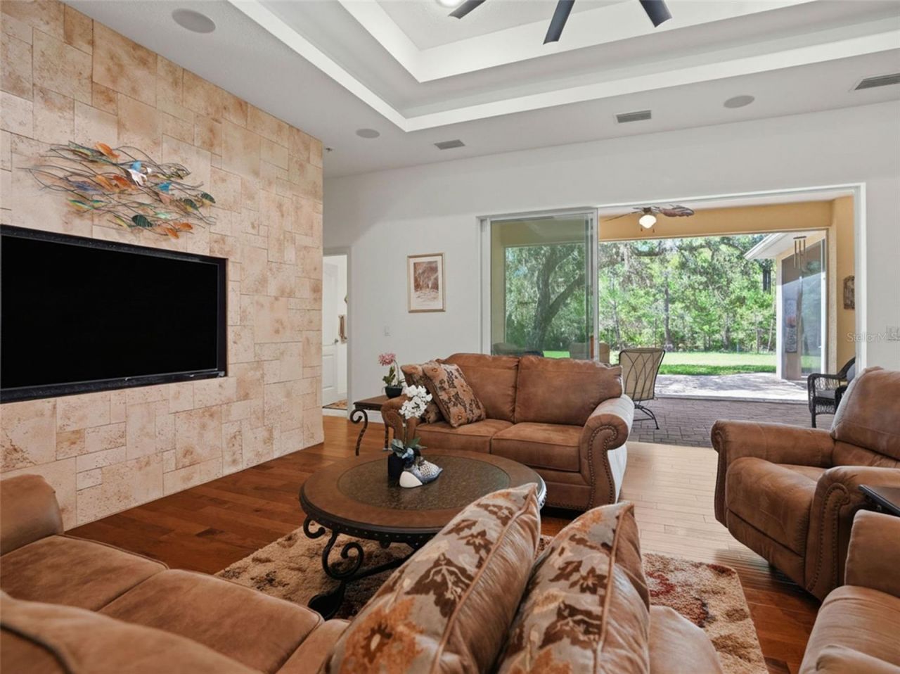 8333 Allen Drive, Weeki Wachee, FL 34613 Photo