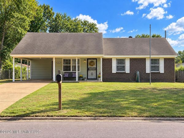 2219 Colonial Hills Drive, Southaven, MS 38671