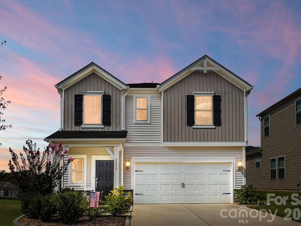 2010 Red Ash Drive , Charlotte, NC 28215