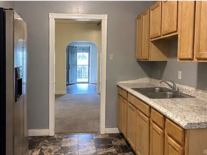 45 E Parkwood Drive, Dayton, OH 45405 Photo 3