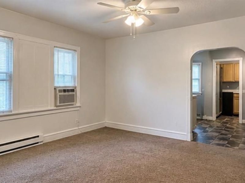 45 E Parkwood Drive, Dayton, OH 45405 Photo 4
