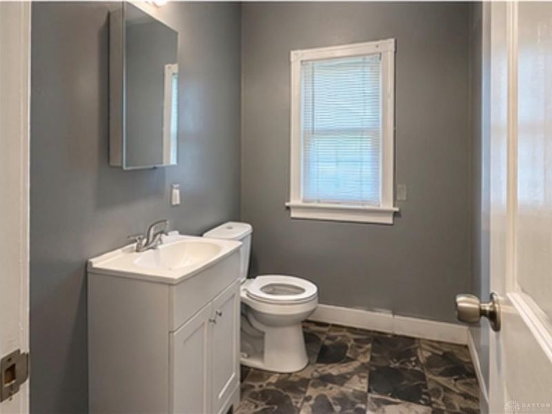 45 E Parkwood Drive, Dayton, OH 45405 Photo 7