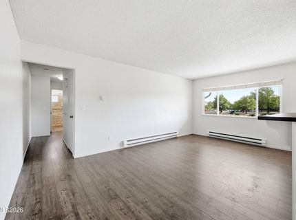 650 Jamaica Avenue, Unit 4, Reno, NV 89502 Photo