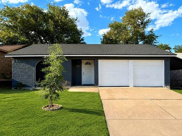 8216 Richard Street , White Settlement, TX 76108