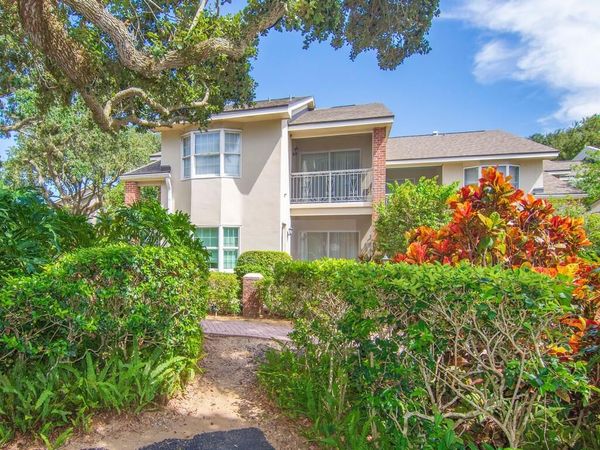 101 E PARK SHORES Circle, Unit 2W, Indian River Shores, FL 32963