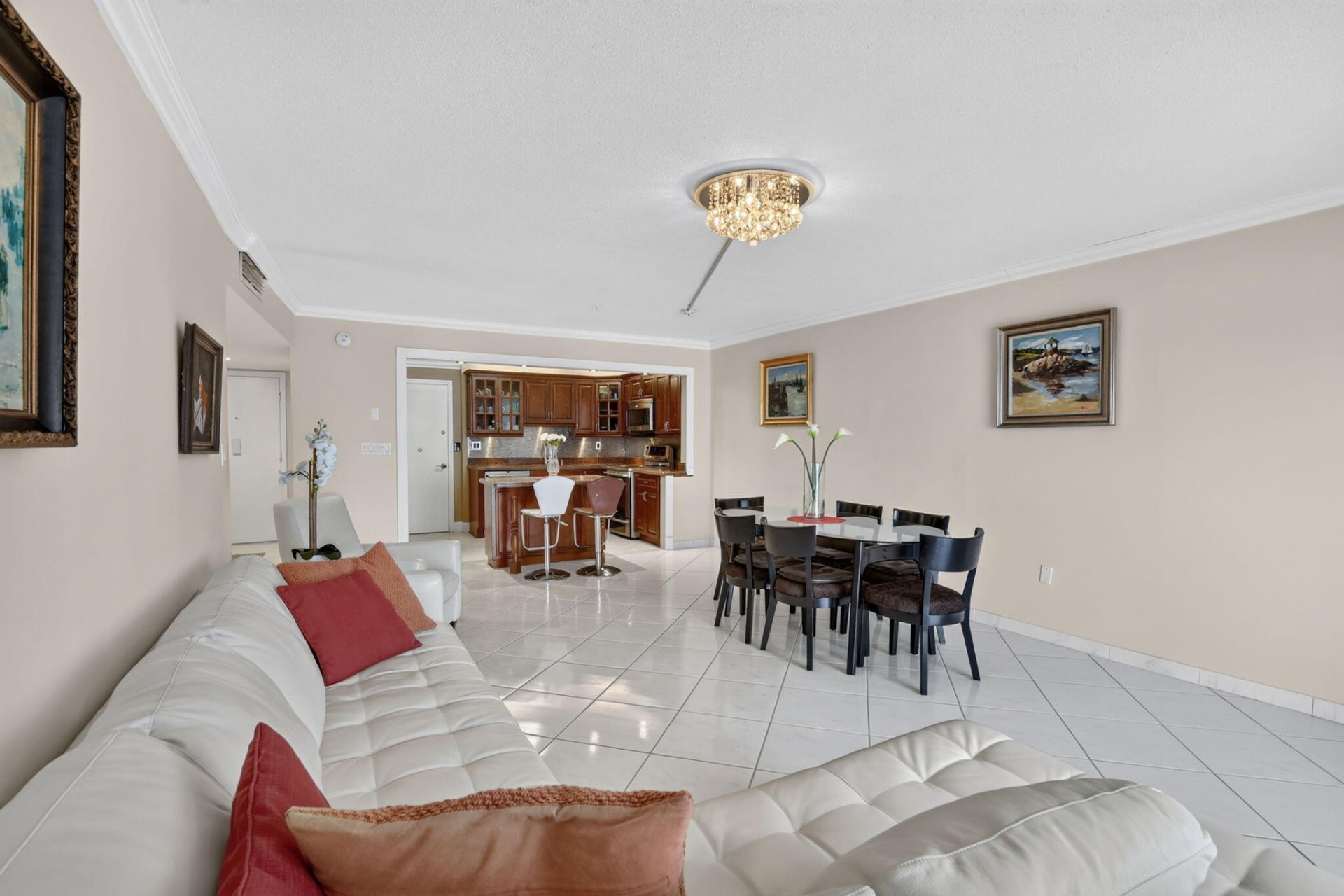 1701 S Ocean Drive, Unit 902, Hollywood, FL 33019 Photo