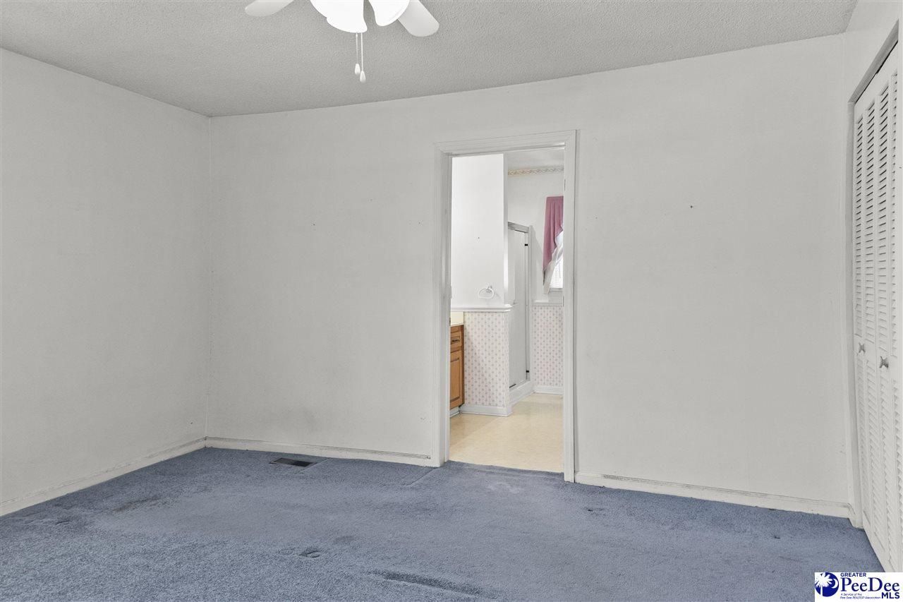 603 S Main Photo 20