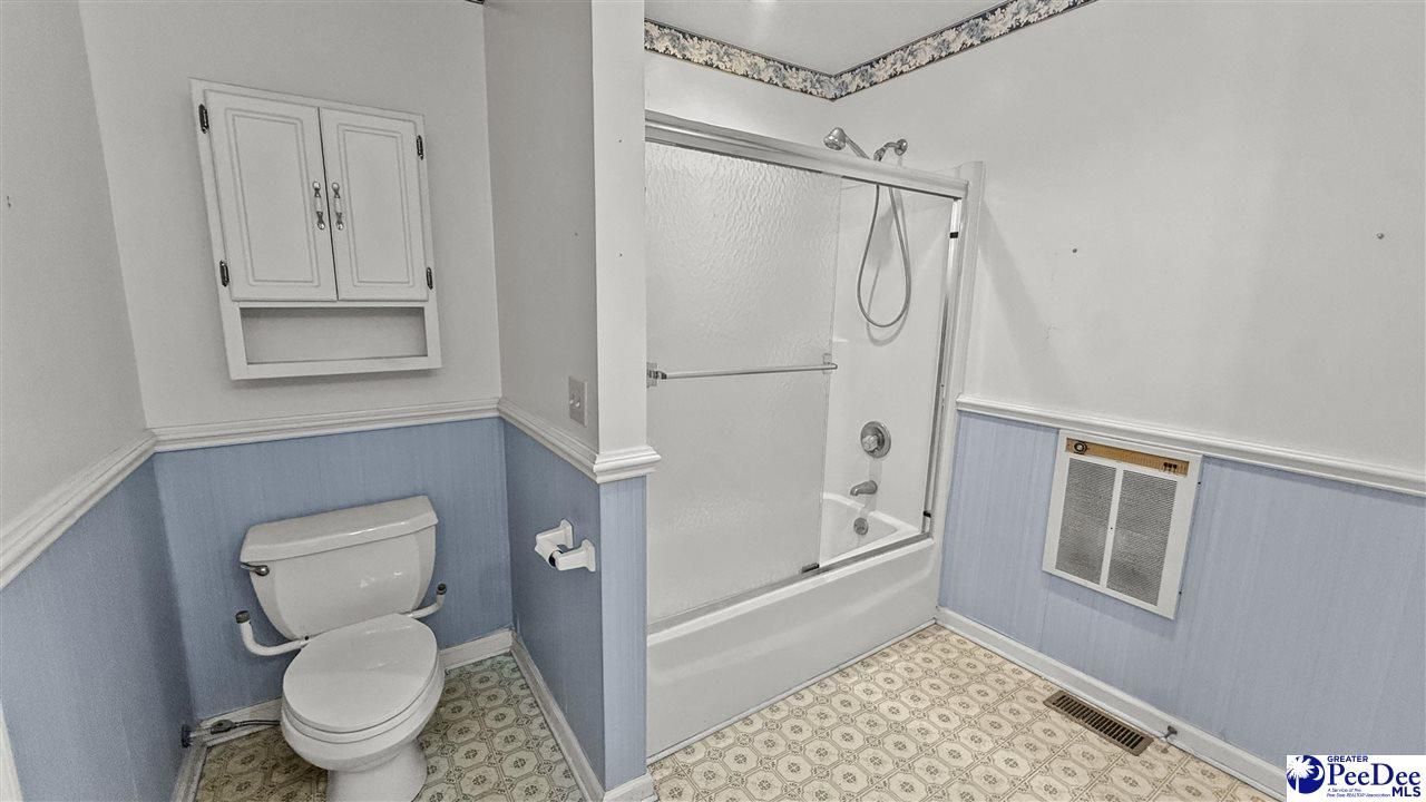 603 S Main Photo 26