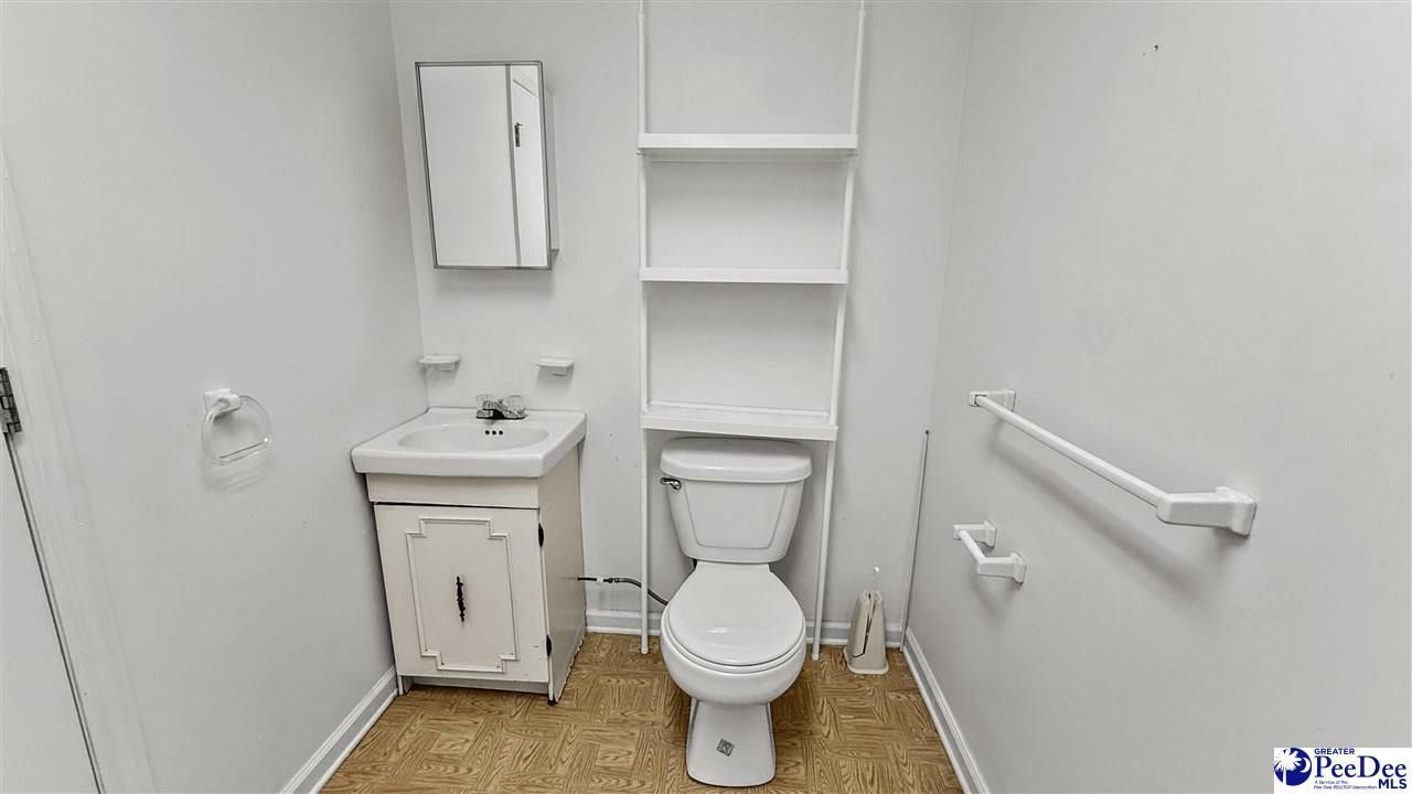 603 S Main Photo 29