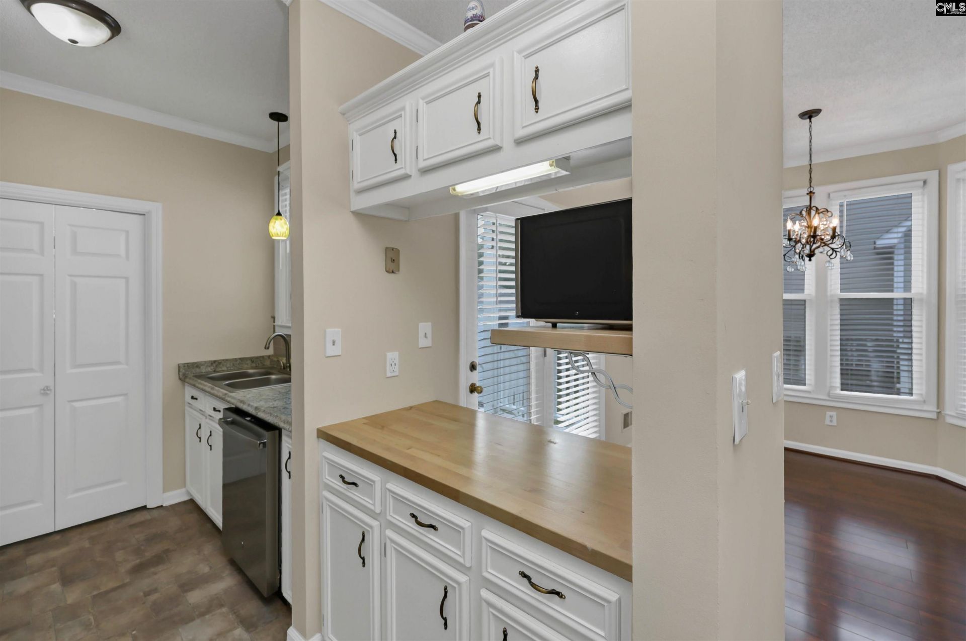 521 Wallace Way  Photo 17