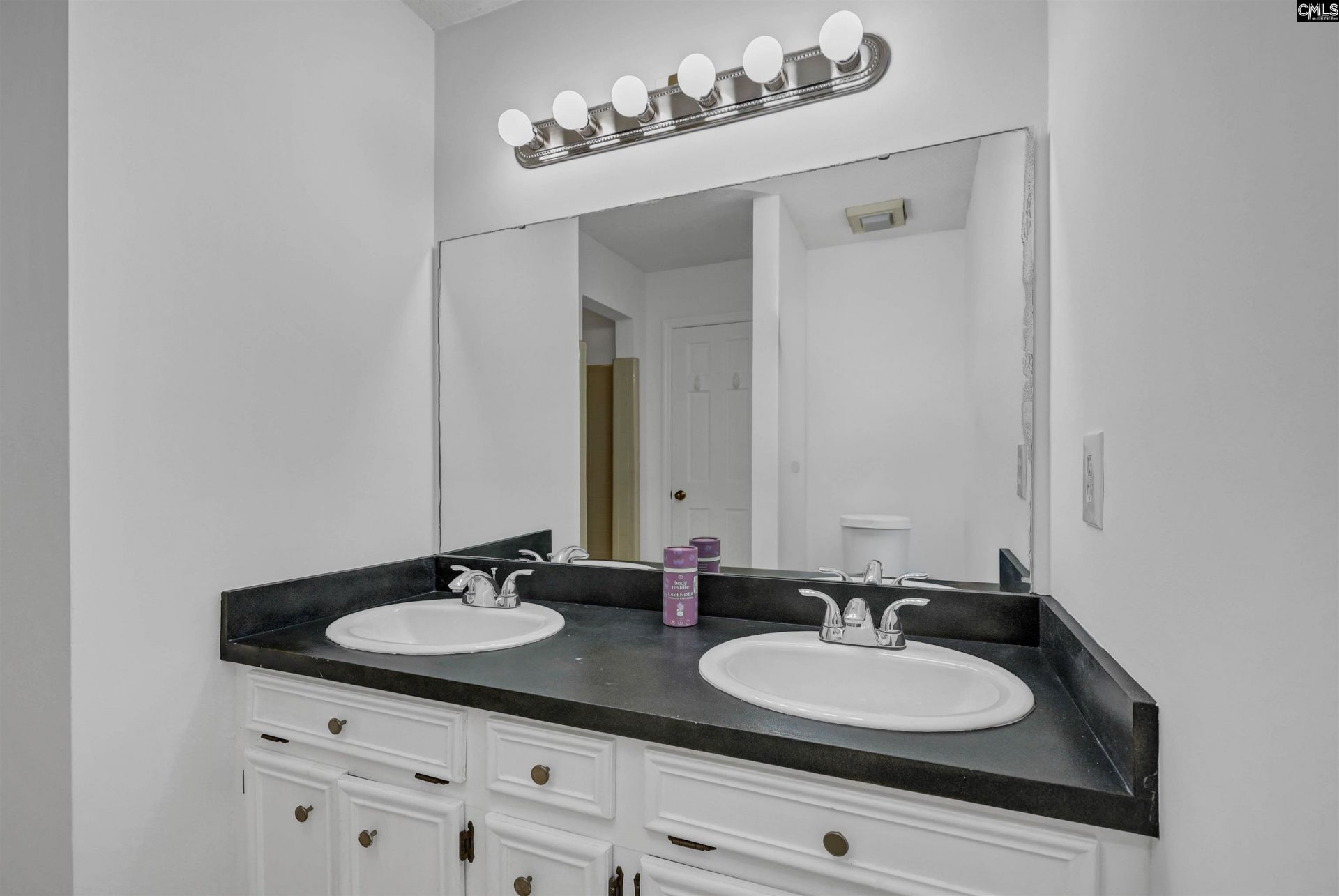 521 Wallace Way  Photo 28