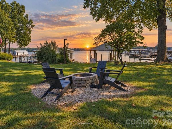 4954 Moonlite Bay Drive , Sherrills Ford, NC 28673