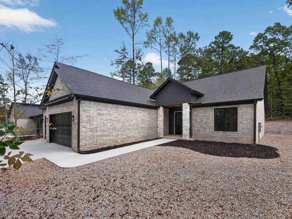 36 Estrella Way, Hot Springs Village, AR 71909