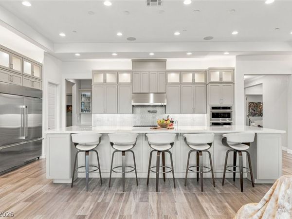 9935 Justin Earl Avenue , Las Vegas, NV 89149