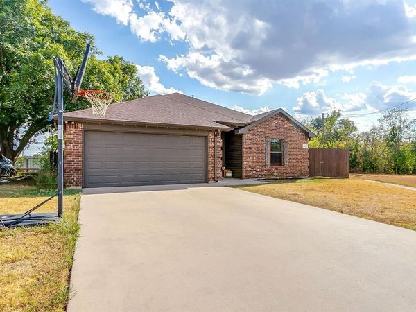 4000 NE 4th Street, Mineral Wells, TX 76067
