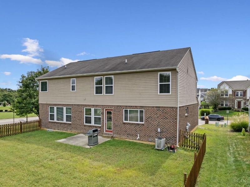 3122 Village View Lane, Hamilton Township, OH 45152 Photo 8