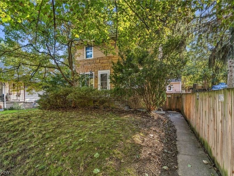 619 Garry Road, Akron, OH 44305 Photo 27
