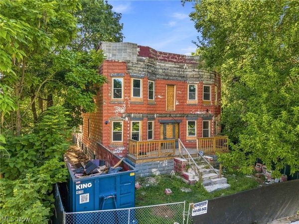 1624 E 82nd Street , Cleveland, OH 44103