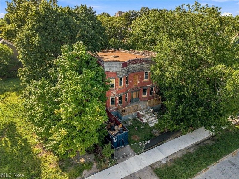 1624 E 82nd Street, Cleveland, OH 44103 Photo 2