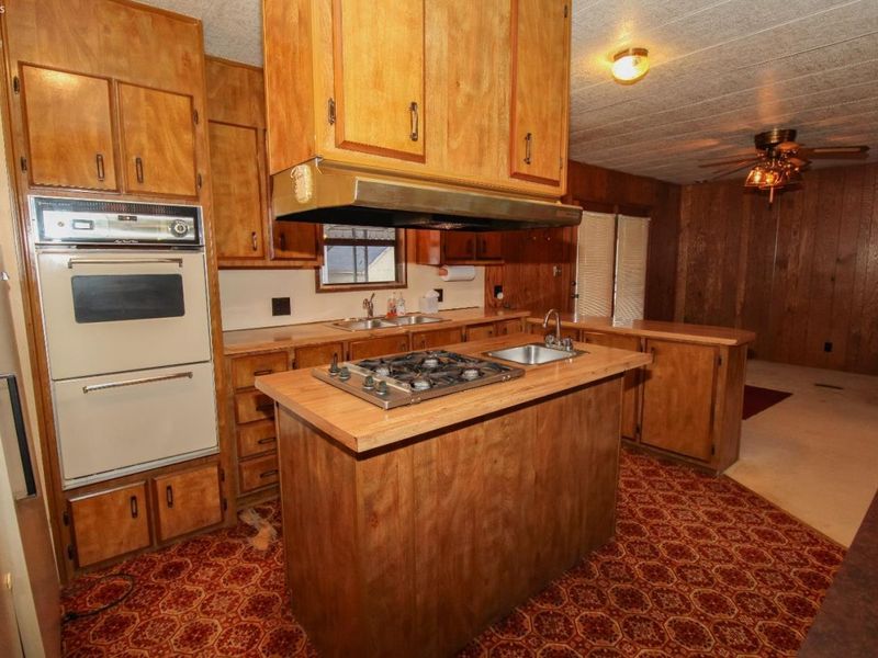 211 Sand Drive Drive, Vermilion, OH 44809 Photo 8