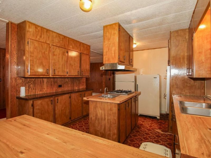 211 Sand Drive Drive, Vermilion, OH 44809 Photo 9