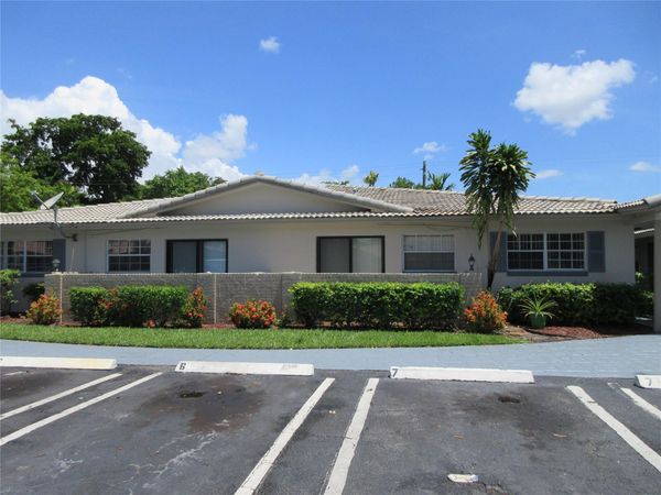 8601 NW 35TH Street, Unit 11, Coral Springs, FL 33065