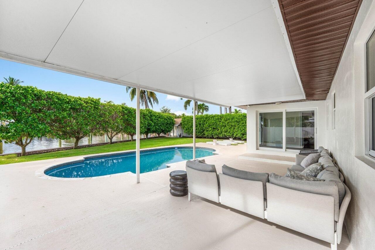 638 Shore Drive, Boynton Beach, FL 33435 Photo