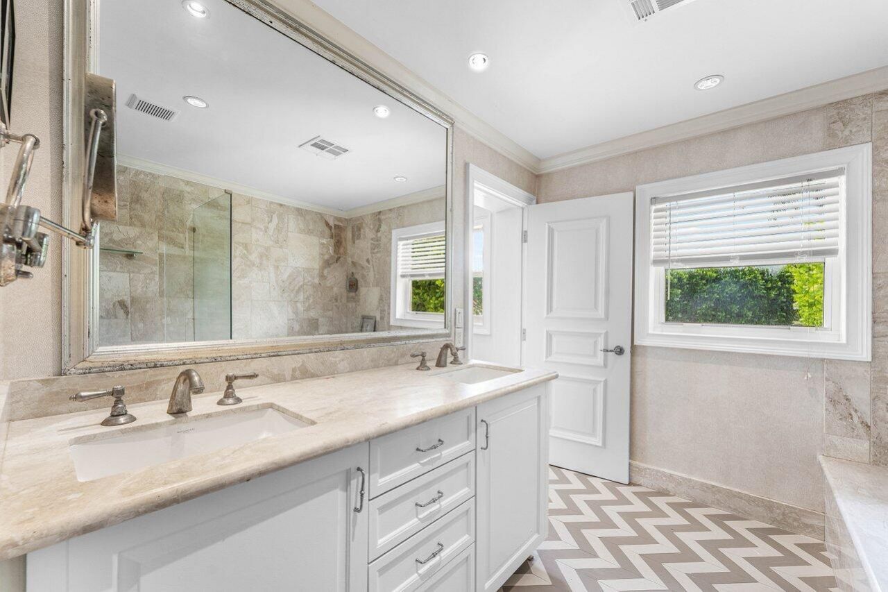 638 Shore Drive, Boynton Beach, FL 33435 Photo