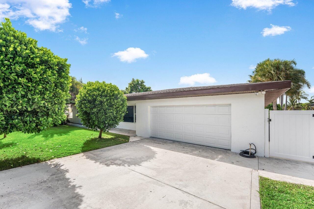 638 Shore Drive, Boynton Beach, FL 33435 Photo