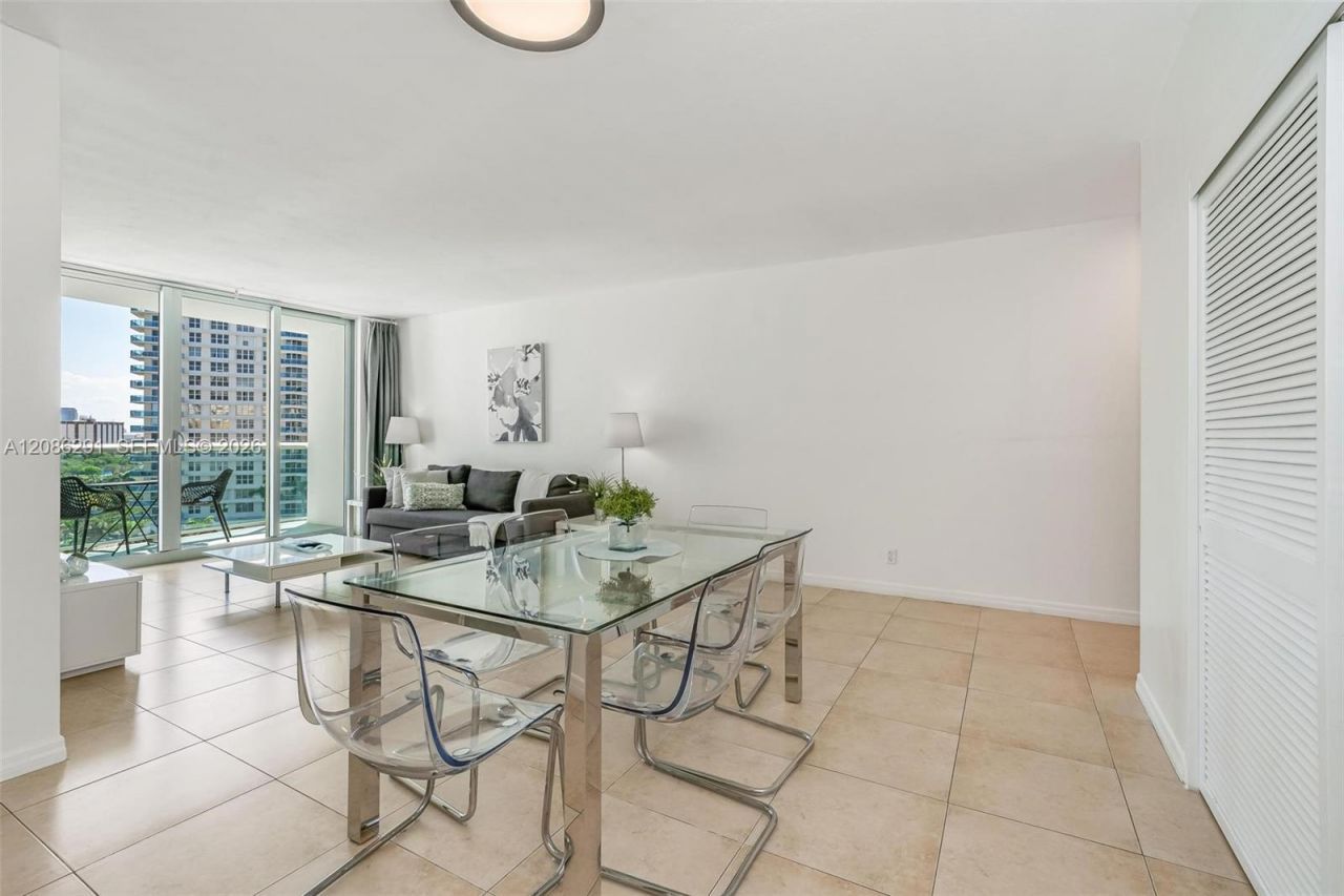 3801 S Ocean Dr, Unit 9T, Hollywood, FL 33019 Photo