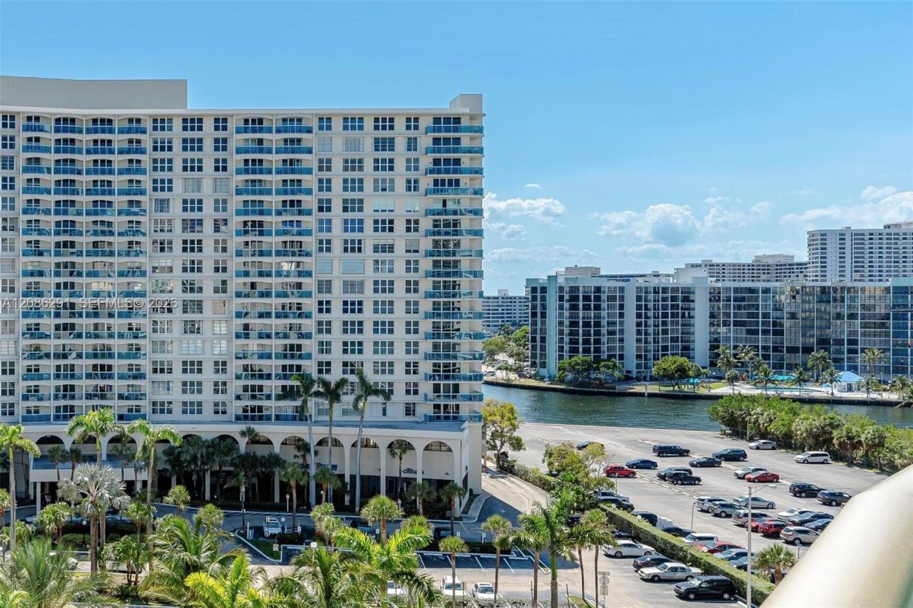 3801 S Ocean Dr, Unit 9T, Hollywood, FL 33019 Photo