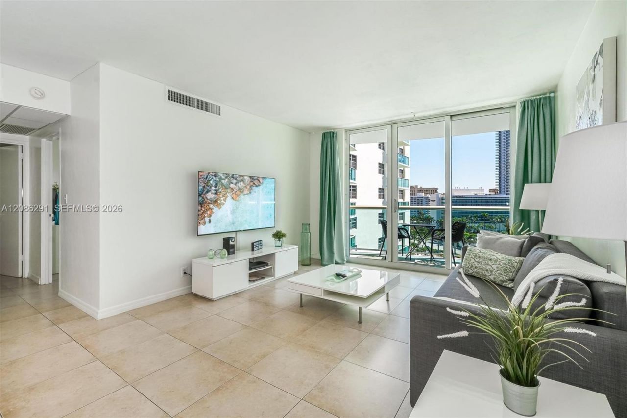3801 S Ocean Dr, Unit 9T, Hollywood, FL 33019 Photo