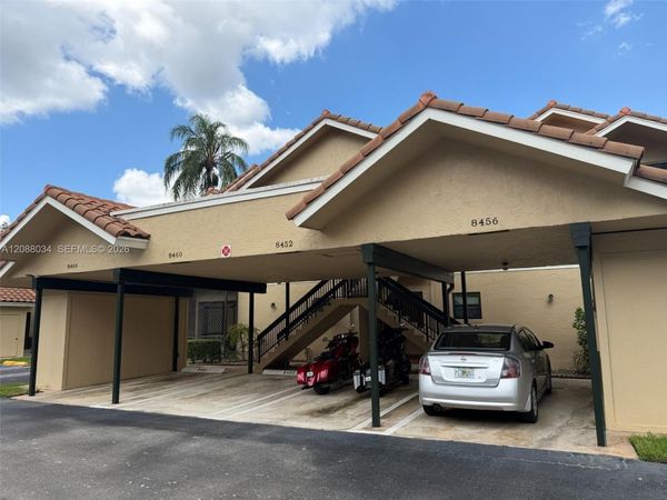 8460 Shadow Ct, Unit 1-4, Coral Springs, FL 33071