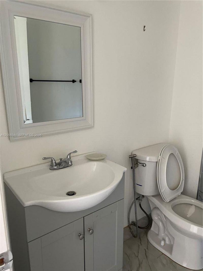 15318 SW 72nd St, Unit 15-21, Miami, FL 33193 Photo