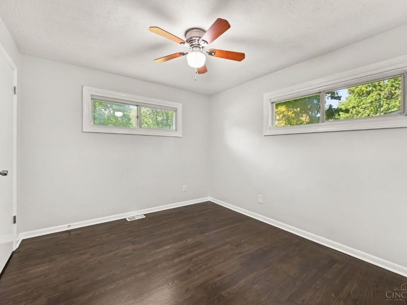 848 Hawthorne Drive, Union Township, OH 45245 Photo 11