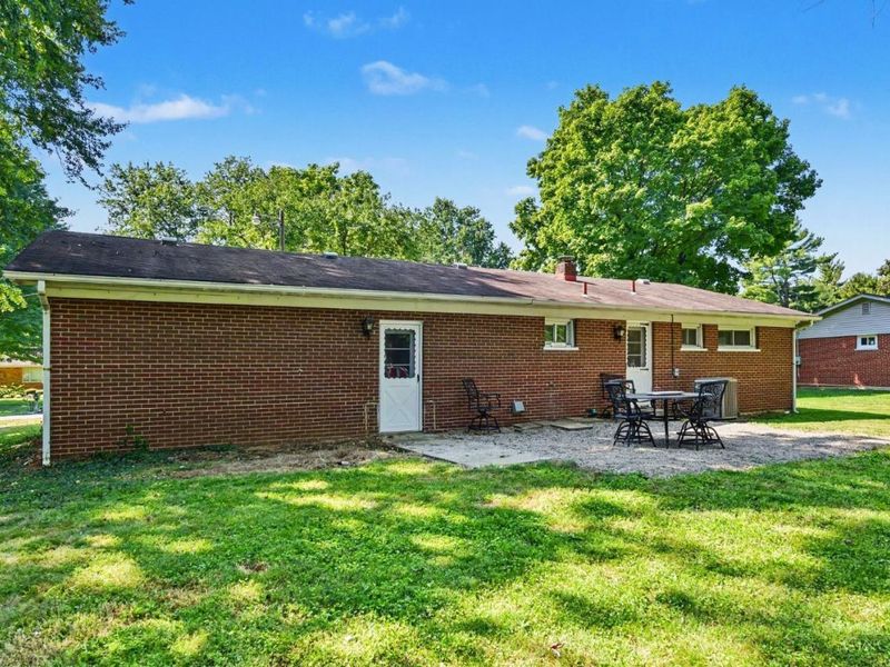 848 Hawthorne Drive, Union Township, OH 45245 Photo 17